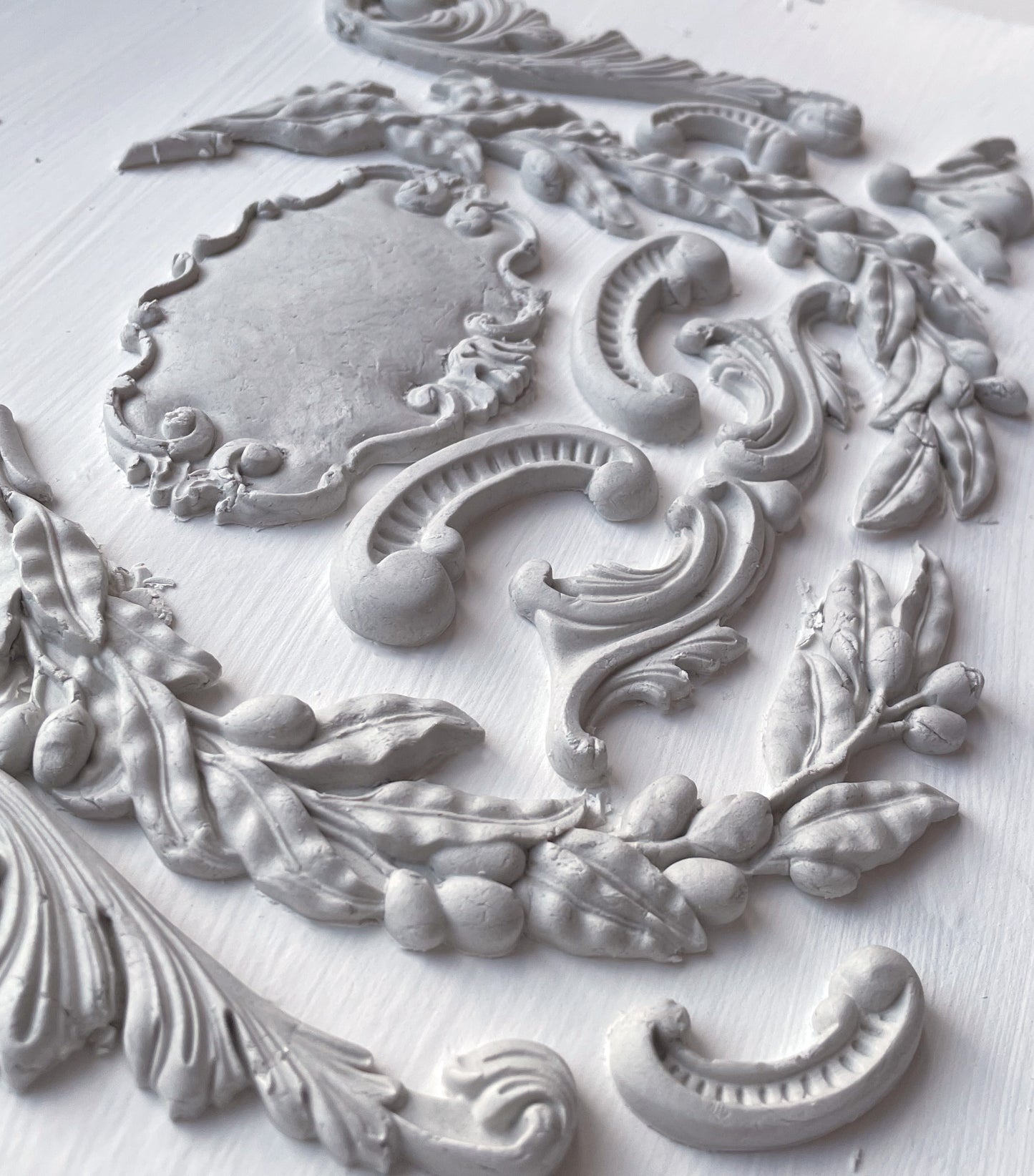 Olive Crest 6x10" Decor Mould by Iron Orchid Designs (IOD)
