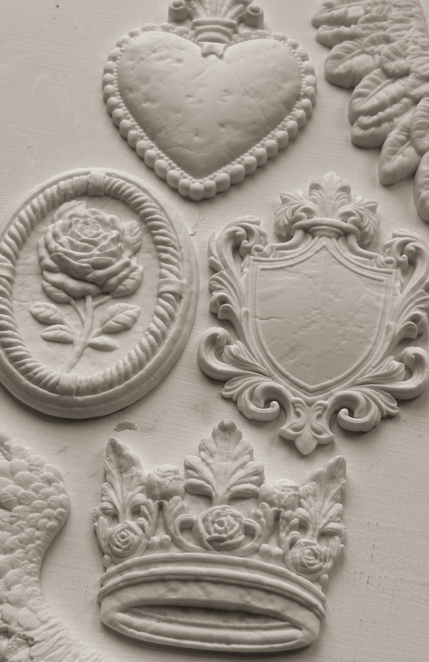 Heraldry 6x10" Decor Mould by Iron Orchid Designs (IOD)
