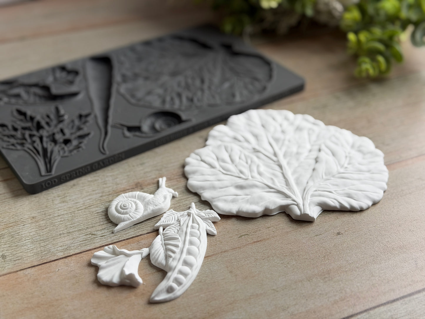 Spring Garden 6x10" Decor Mould by Iron Orchid Designs (IOD)