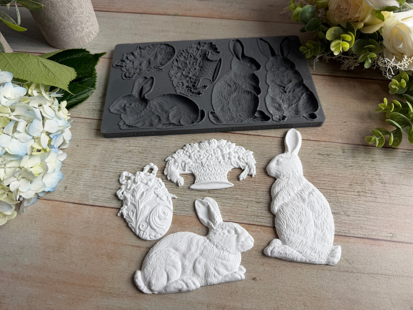 Les Lapins 6x10" Decor Mould by Iron Orchid Designs (IOD)