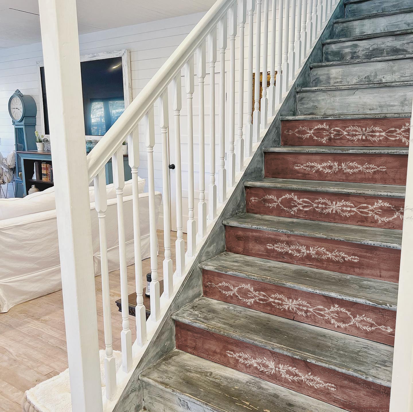 Trompe l'oeil Laurel Paint Inlay