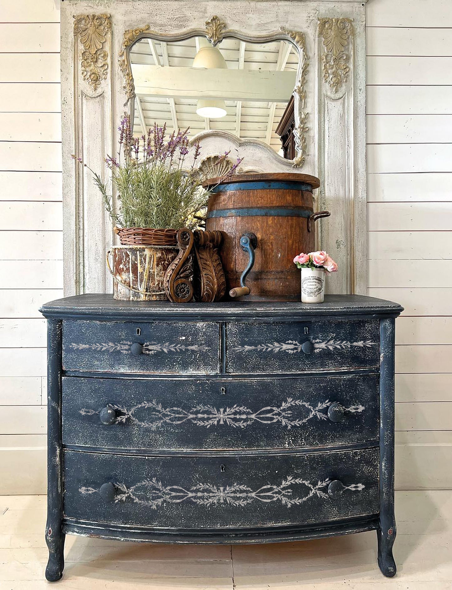 Trompe l'oeil Laurel Paint Inlay