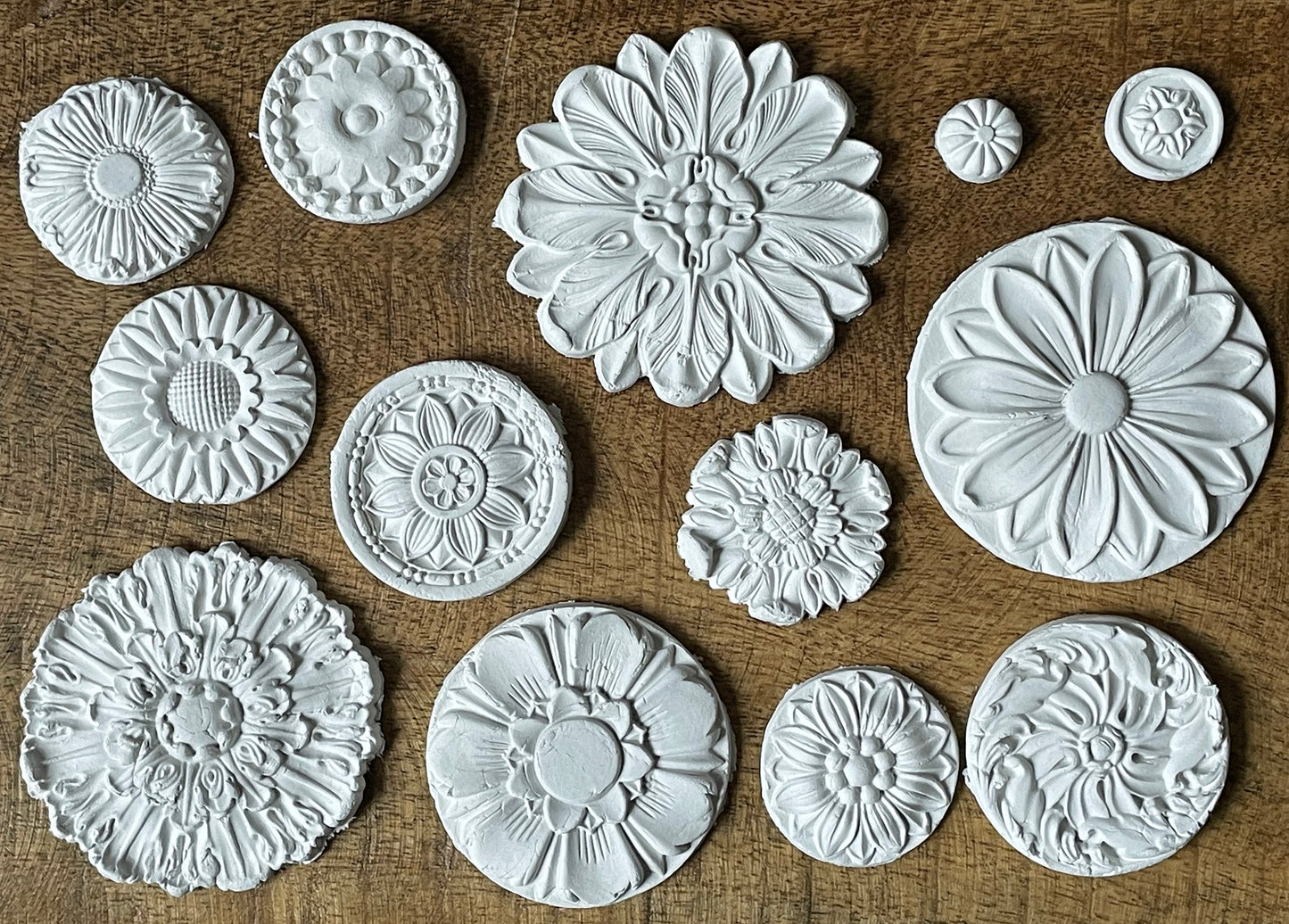 Rosettes 6x10 Decor Mould